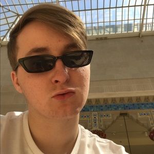 Meet your Posher, Ty